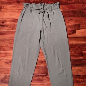 Dynamite tie-waist cropped pants